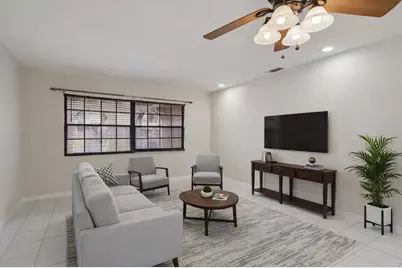 6246 Silver Glen Court, Orlando, FL 32819 - Photo 10