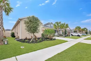 2915 Crest Wave Dr, Clermont, FL 34711 - Photo 2