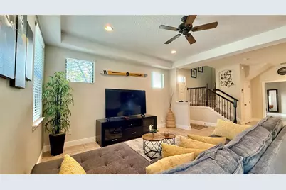 8209 Roseville Road, Davenport, FL 33896 - Photo 2