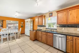 1534 Perez, Orlando, FL 32825 - Photo 6