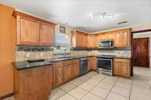 1534 Perez, Orlando, FL 32825 - Photo 6