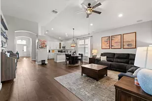 2554 Cypress Trace Cir, Orlando, FL 32825 - Photo 6