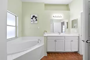 6336 Ruthie Dr, Orlando, FL 32818 - Photo 6