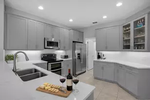 2570 Double Tree Pl, Oviedo, FL 32766 - Photo 10