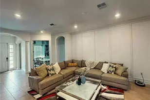 8851 Fallen Oak Dr, Davenport, FL 33896 - Photo 2