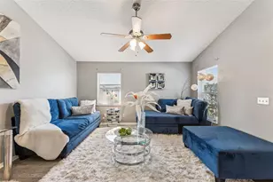 4474 Golden Rain Ct, Orlando, FL 32808 - Photo 4