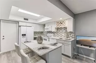 4474 Golden Rain Ct, Orlando, FL 32808 - Photo 8