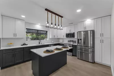 1870 King Edward Drive, Kissimmee, FL 34744 - Photo 4