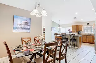 512 Viola Dr, Davenport, FL 33837 - Photo 16