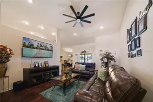 6518 Crescent Loop, Winter Haven, FL 33884 - Photo 8