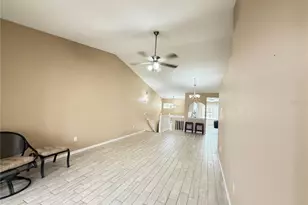 315 Eagle Ridge Dr, Davenport, FL 33837 - Photo 4