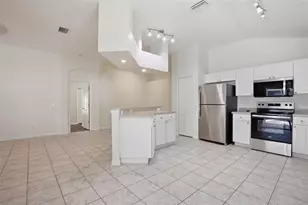 9827 White Barn Way, Riverview, FL 33569 - Photo 8