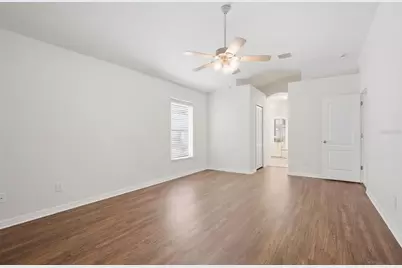 9827 White Barn Way, Riverview, FL 33569 - Photo 14