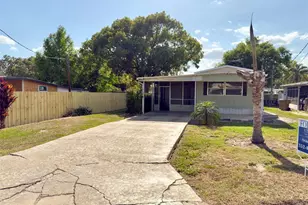 26139 Rose Ln, Astatula, FL 34705 - Photo 6