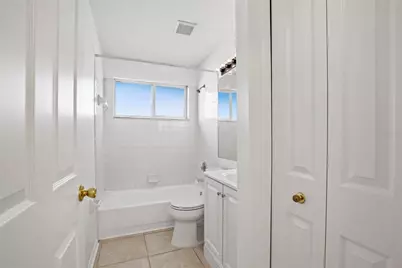 16502 Lake Heather Drive, Tampa, FL 33618 - Photo 20