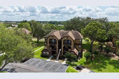 315 Lakepointe Drive #101, Altamonte Springs, FL 32701 - Photo 2