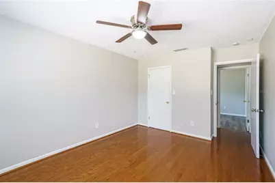 4212 Temple Heights Road, Tampa, FL 33617 - Photo 10