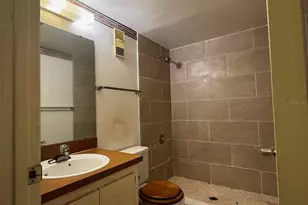 140 Orchid Woods Ct, Deltona, FL 32725 - Photo 2