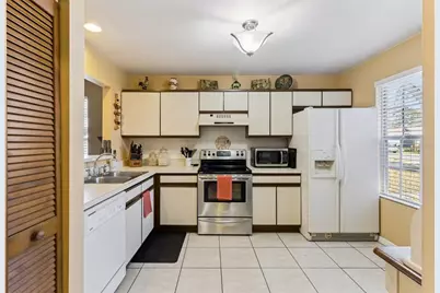 150 Edgewater Circle, Sanford, FL 32773 - Photo 14