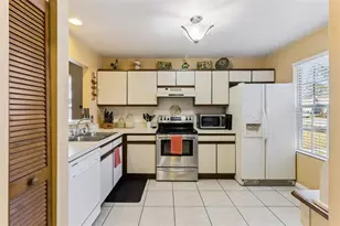 150 Edgewater Cir, Sanford, FL 32773 - Photo 14