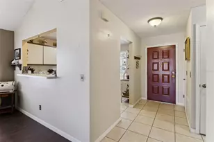 150 Edgewater Cir, Sanford, FL 32773 - Photo 6