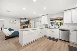 255 E Hornbeam Dr, Longwood, FL 32779 - Photo 12