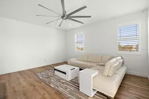 1107 Whitewater Bay Dr, Groveland, FL 34736 - Photo 34