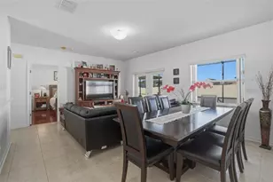 995 Cumberland Dr, Kissimmee, FL 34759 - Photo 4