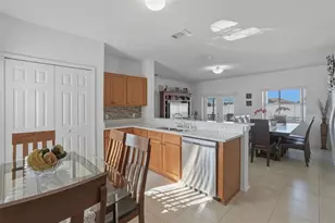 995 Cumberland Dr, Kissimmee, FL 34759 - Photo 12