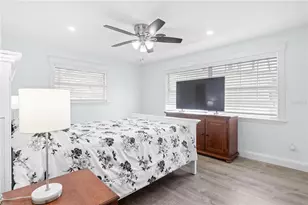 1927 Pine Tree Dr, Edgewater, FL 32141 - Photo 16