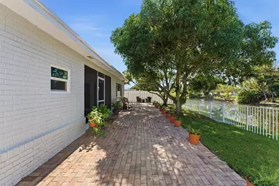 2511 NW 87th Avenue, Sunrise, FL 33322 - Photo 18