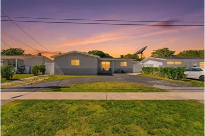 2511 NW 87th Avenue, Sunrise, FL 33322 - Photo 2