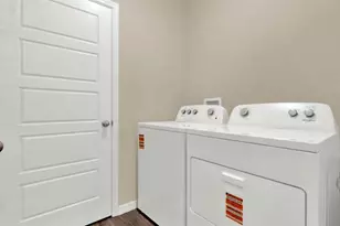 984 Champion Ridge Dr, Daytona Beach, FL 32124 - Photo 28