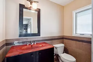 894 W Lake Holden Point, Orlando, FL 32805 - Photo 30