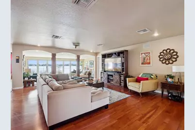 894 W Lake Holden Point, Orlando, FL 32805 - Photo 20