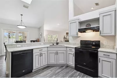 30768 Prestwick Avenue, Sorrento, FL 32776 - Photo 8