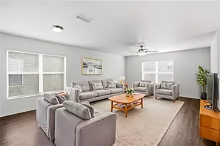15419 Shoal Haven Pl, Ruskin, FL 33573 - Photo 4