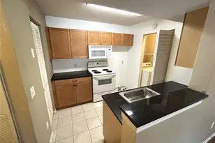 1015 S Hiawassee Rd, Orlando, FL 32835 - Photo 4