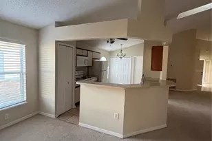 1020 Derbyshire Dr, Kissimmee, FL 34758 - Photo 4