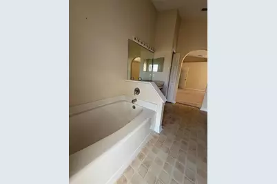 1020 Derbyshire Drive, Kissimmee, FL 34758 - Photo 10