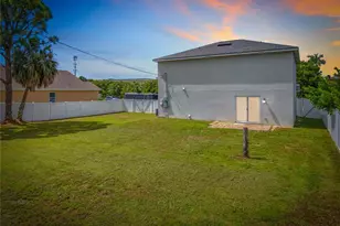 4413 SW 15th Pl, Cape Coral, FL 33914 - Photo 4