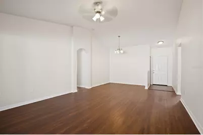 4504 Reynolds Creek Avenue, Plant City, FL 33563 - Photo 10