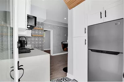 7401 1st Avenue N #1/2 LWR A, Saint Petersburg, FL 33710 - Photo 6