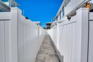 7401 1st Ave N, Saint Petersburg, FL 33710 - Photo 16