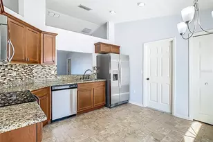 931 Kingfisher Dr, Haines City, FL 33844 - Photo 4