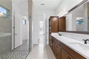 13300 Bromborough Dr, Orlando, FL 32832 - Photo 10