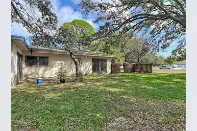 3700 Dana Shores Drive, Tampa, FL 33634 - Photo 10