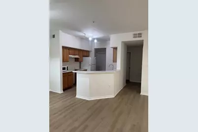 6025 Westgate Drive #2518, Orlando, FL 32835 - Photo 2