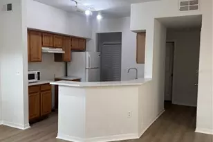 6025 Westgate Dr, Orlando, FL 32835 - Photo 2