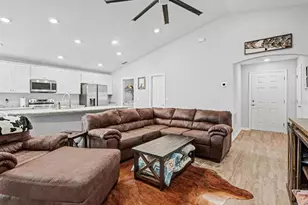 1330 Mezzavalle Wy, Auburndale, FL 33823 - Photo 6